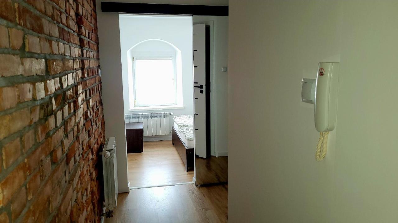 Przytulny Apartament W Centrum Miasta Kętrzyn Exterior foto