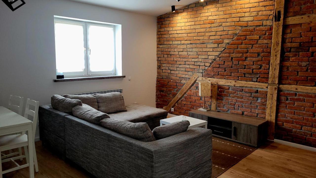 Przytulny Apartament W Centrum Miasta Kętrzyn Exterior foto